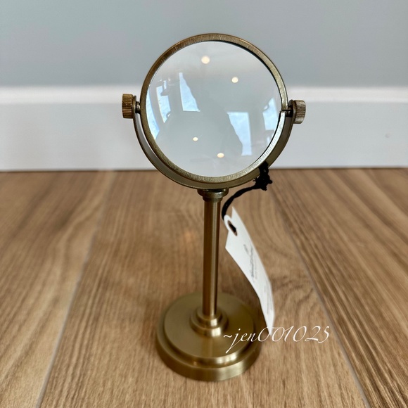 Hearth & Hand Magnolia 8" Decorative Brass Magnifying Glass - Picture 4 of 8